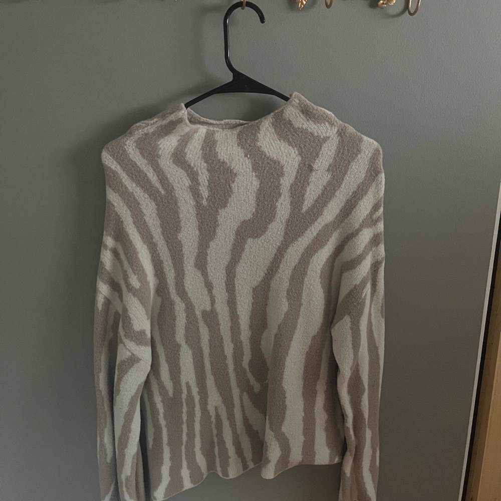 Express Cream and Brown Patterned Sweater